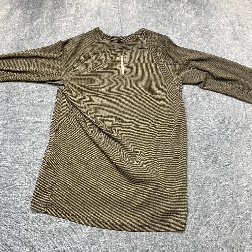 Nike Dri Fit Shirt Mens Medium Gray Striped Swoosh Logo Raglan Sleeve Running